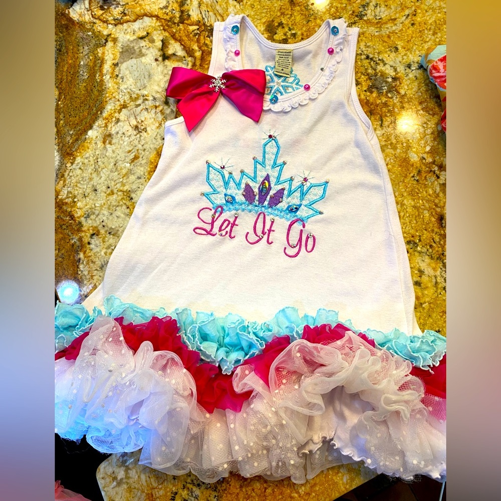 Disneys Frozen boutique dress size 4